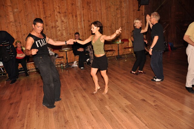 min 2009 05 17 station danse 439